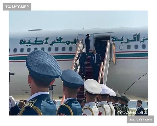 阿尔及利亚晋级引发街头狂欢,足球成国家认同重要纽带 阿尔及利亚晋级引发街头狂欢,足球成国家认同重要纽带