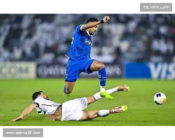 雷恩备战里尔,利雅得新月报价被拒后球员心态调整